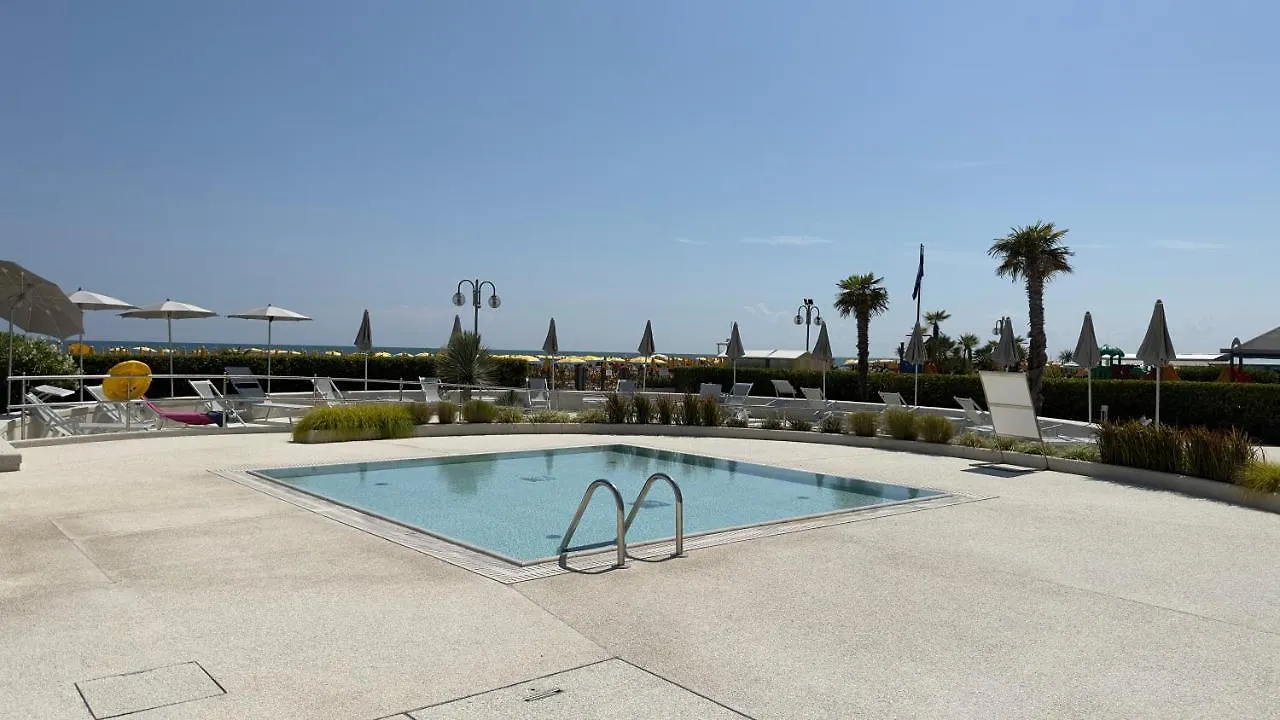 Magica Immobiliare - Bagni Miramare 6 Apartment Lido di Jesolo Italy