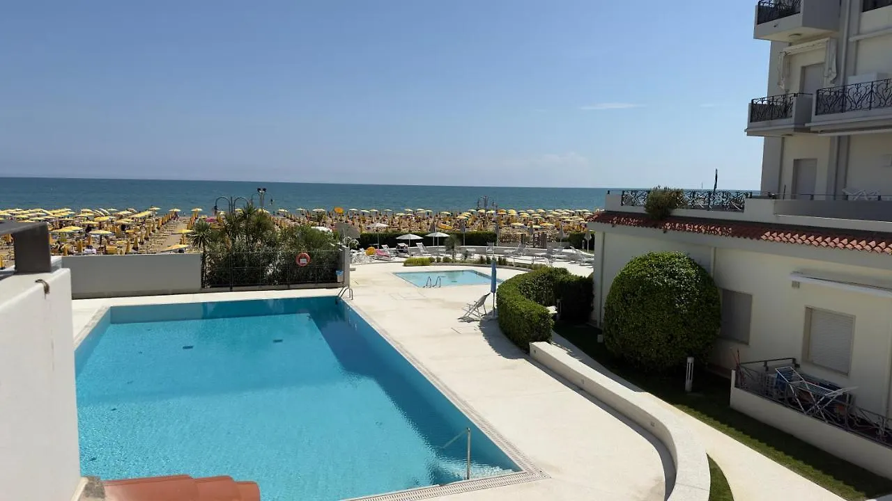 Magica Immobiliare - Bagni Miramare 6 Apartment Lido di Jesolo