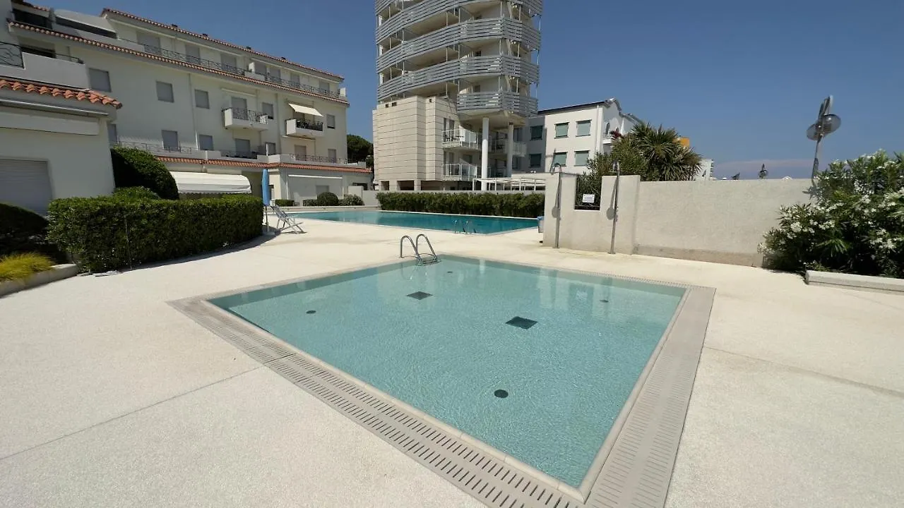 Magica Immobiliare - Bagni Miramare 6 Apartment Lido di Jesolo Italy