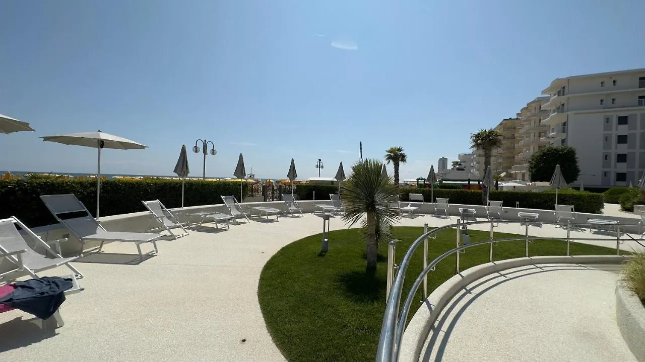 Magica Immobiliare - Bagni Miramare 6 Apartment Lido di Jesolo 0*,